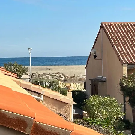 Maisonnette Bord De *